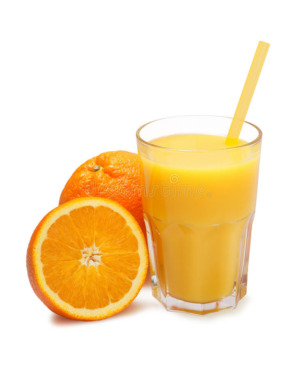 verre-de-jus-d-orange-fraîchement-pressé